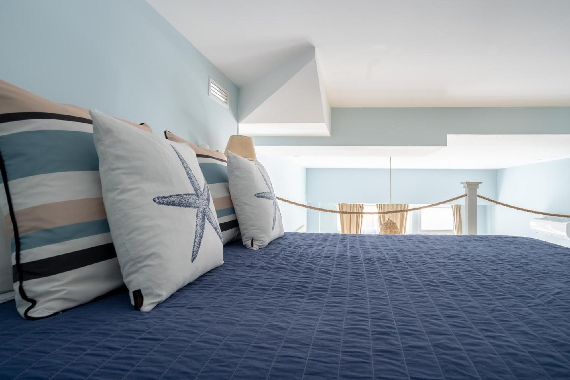 Coup De Coeur Au Pied Du Port. Appartement Valencia